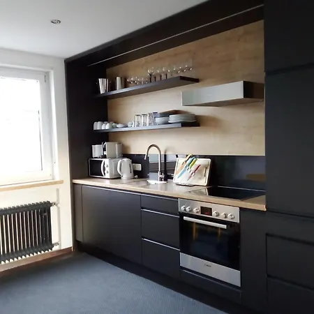 - Geraeumige 95 Qm Mit Balkon * Augsburg