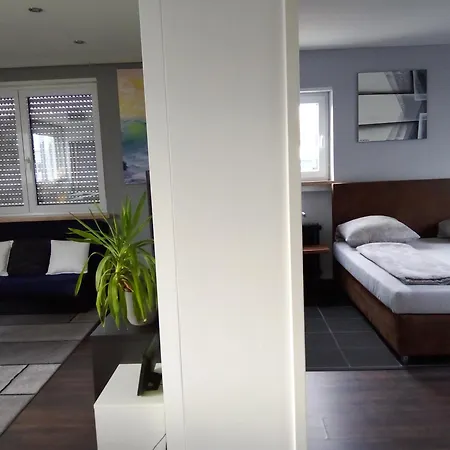 Apartamento - Geraeumige 95 Qm Mit Balkon *