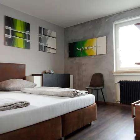 - Geraeumige 95 Qm Mit Balkon Apartamento *
