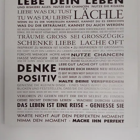- Geraeumige 95 Qm Mit Balkon Lejlighed *