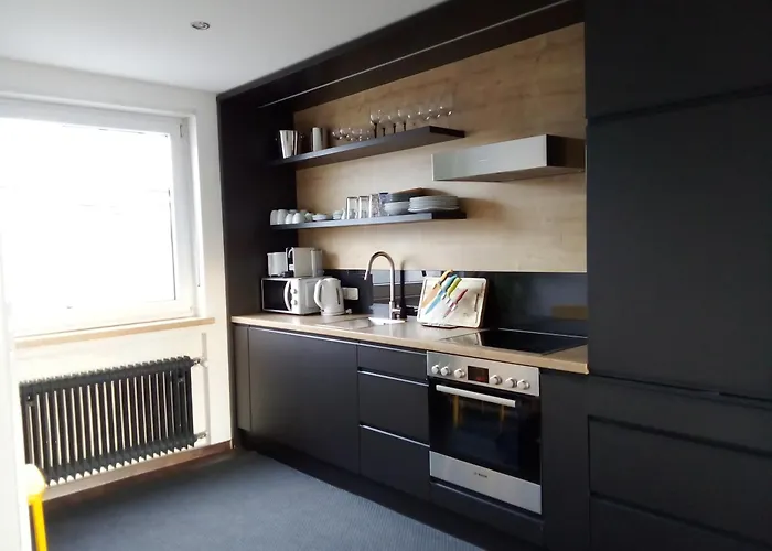 - Geraeumige 95 Qm Mit Balkon * アウグスブルク