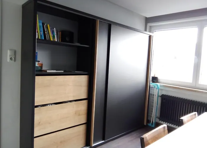 - Geraeumige 95 Qm Mit Balkon アウグスブルク